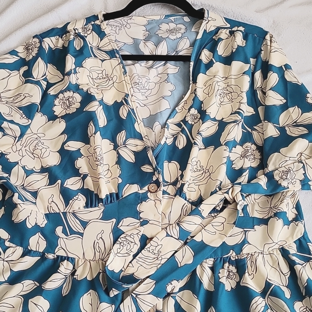 2x teal/blue and white midi shein dress with arm bow